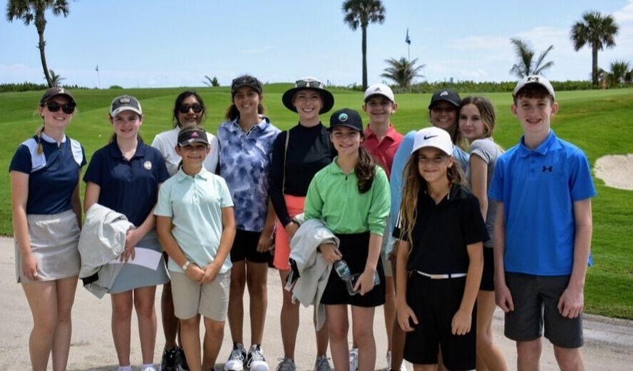 Beaver Golf Junior students play Palm Beach Par 3