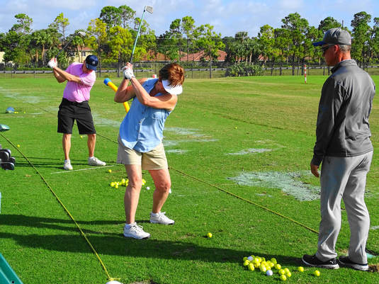 Glen Beaver Golf offers group lessons.